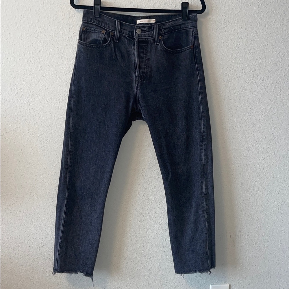 Levi’s Wedgie Straight Cropped Jeans